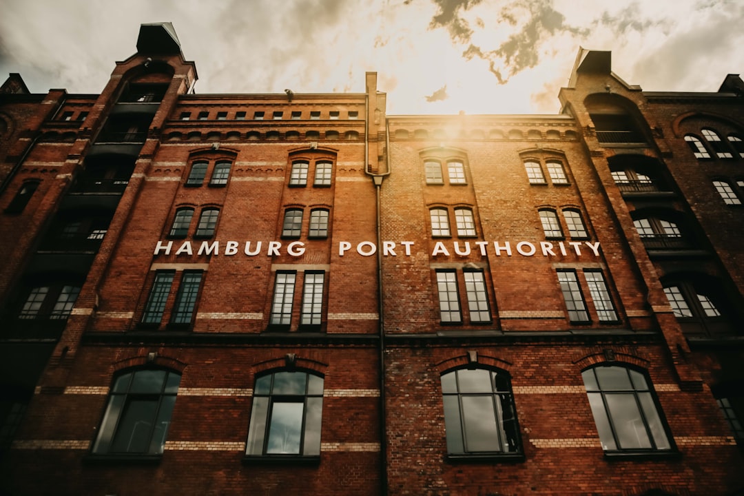 You are currently viewing Hamburg Travel Guide: Your Complete Journey Through Germany’s Harbor City of Music and Culinary Delights