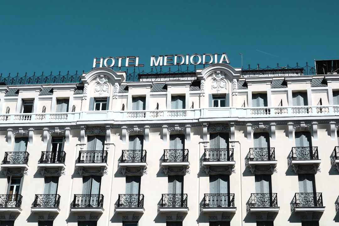 En este momento estás viendo Los Mejores Hoteles de España para Todos los Presupuestos en 2026: Guía Completa