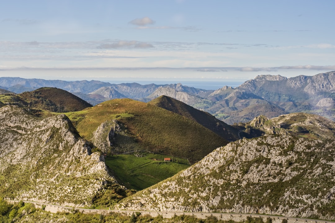 En este momento estás viendo Los Mejores Parques Nacionales de España para Visitar en 2026: Guía Completa de Destinos Naturales Imprescindibles
