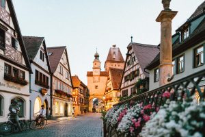 Lire la suite à propos de l’article Les Plus Belles Destinations de Lune de Miel en Allemagne : Guide Complet pour un Séjour Romantique Inoubliable