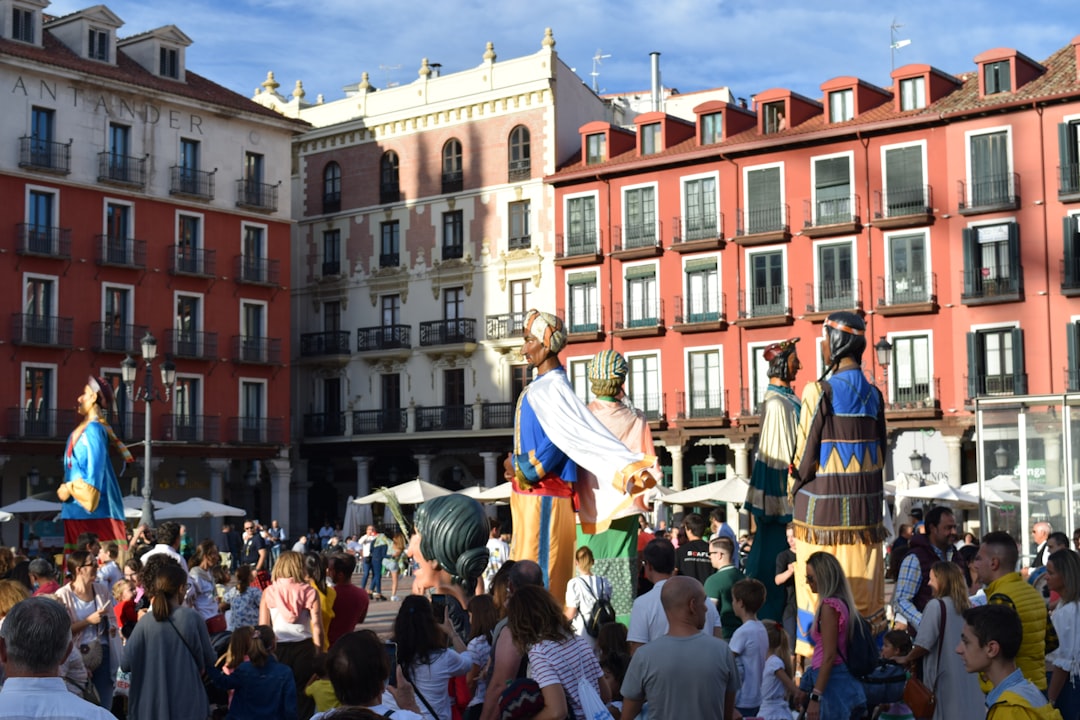 You are currently viewing L&rsquo;Espagne en Famille : Guide Complet des Destinations et Activités pour Enfants